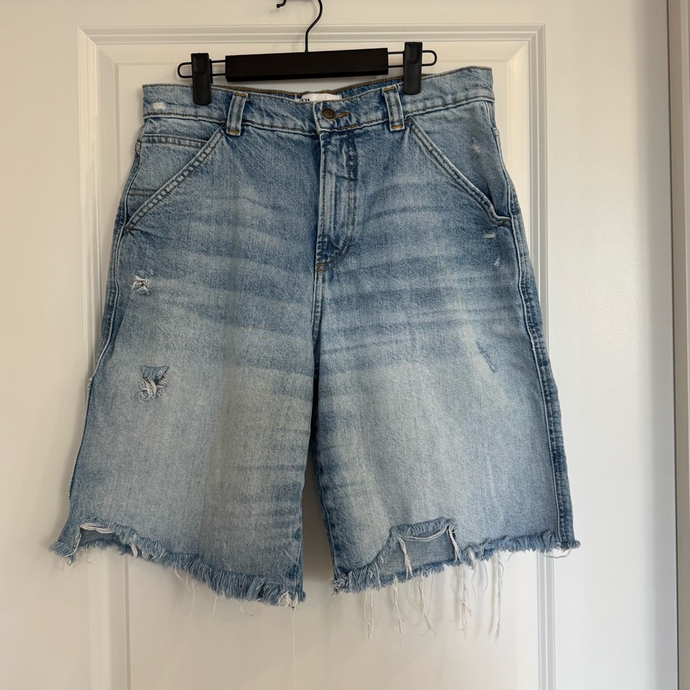 Zara Distressed Denim Carpenter Jorts-High Rise-Medium Wash